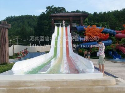 水上樂園設備、彩虹滑梯選河南藍碧